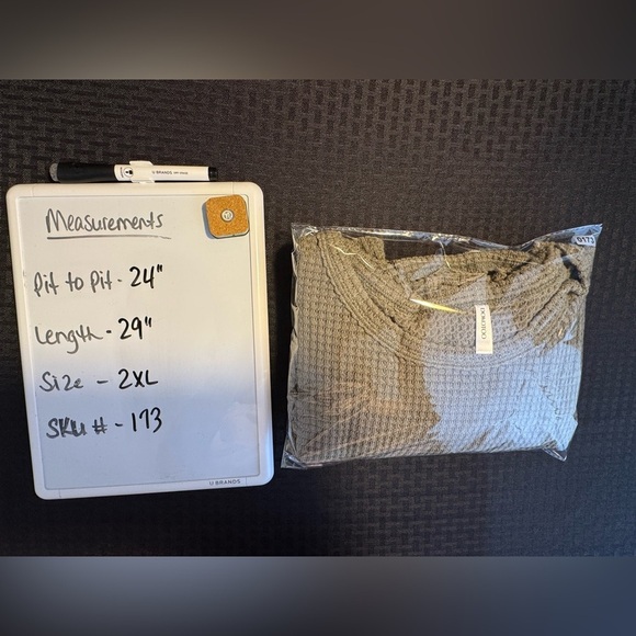 Elegant Olive Women's Knit Top - Picture 6 of 6